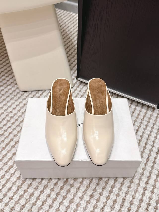 Retail-grade Khati*26 Early Spring Retro Pointed Toe Chunky Heel Mule Slippers/S