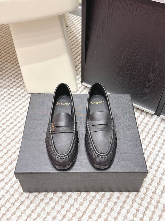 Retailer-grade Yves Saint Laurent 25Ss New YSL Small Logo Loafers The iconic sma