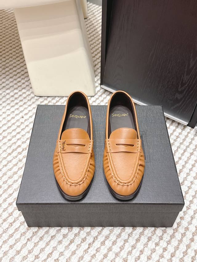 Retailer-grade Yves Saint Laurent 25Ss New YSL Small Logo Loafers The iconic sma