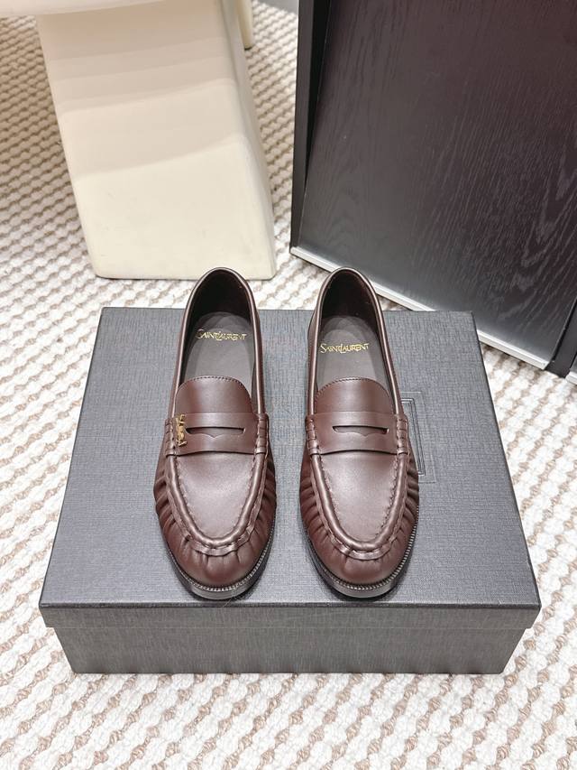 Retailer-grade Yves Saint Laurent 25Ss New YSL Small Logo Loafers The iconic sma