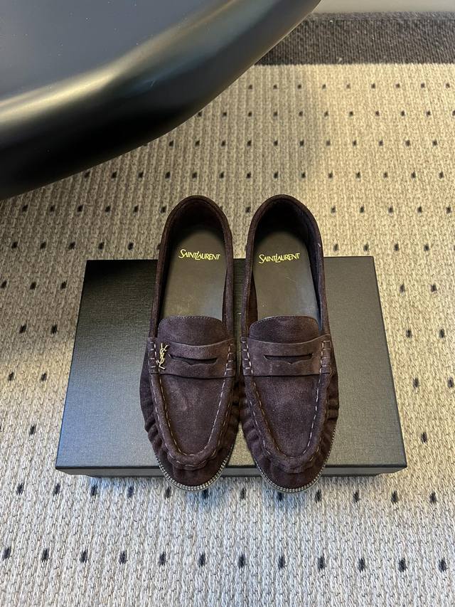 Saintlauren*25Ss Autumn/Winter Retro-Style Loafers Casual Shoes These low-top, f