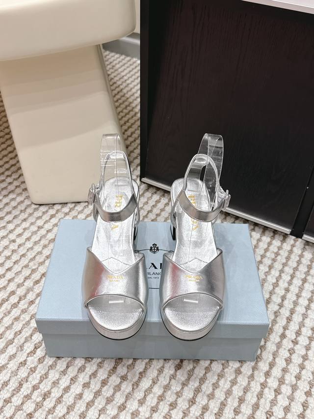 Retailer-grade Prada 2026 VS Early Spring Runway Hot-Selling Fashion Sandals Ser
