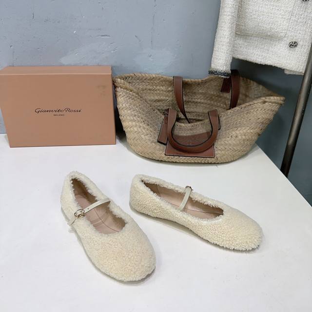 High-quality factory release! Niche trendy brand Gianvito Rossi 2025 Autumn/Win