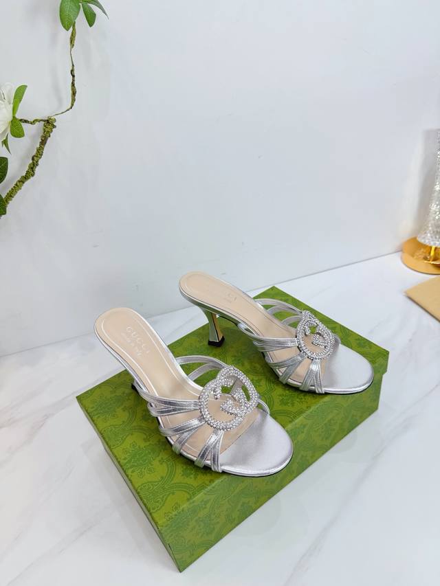 Factory direct, 2026 Sss new Gucci shoes are here! Gucci original quality, auth