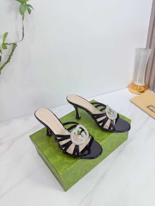 Factory direct, 2026 Sss new Gucci shoes have arrived! Gucci original quality,