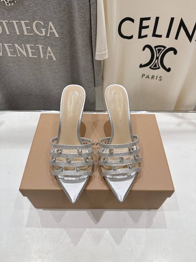 High-quality factory direct. Gianvito Rossi F030 2026Ss Summer Newest Pointed T