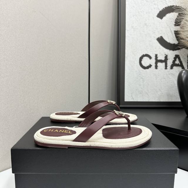 2025 Chanel's must-have item for this fall/winter season!! Chanel's fall/winter