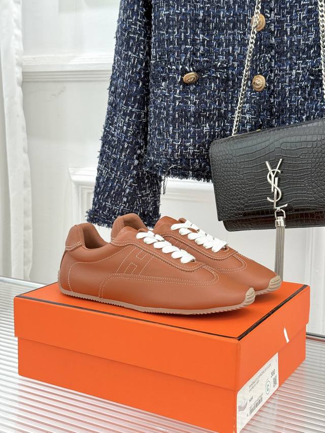 New Hermes Lace-up Running Casual German Training Shoes Classic sporty style +