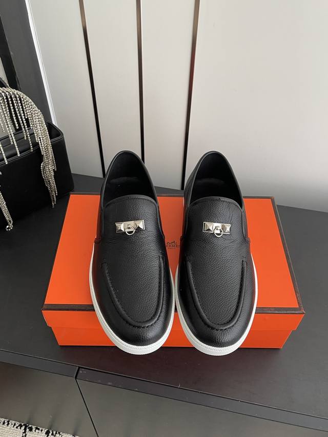 Women's P Men's Couple Style H Brand's latest classic loafers, classic last boo