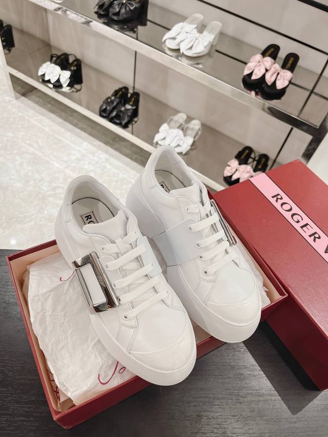 Viv' Skate platform sneakers are coming this June! The heel height has increase