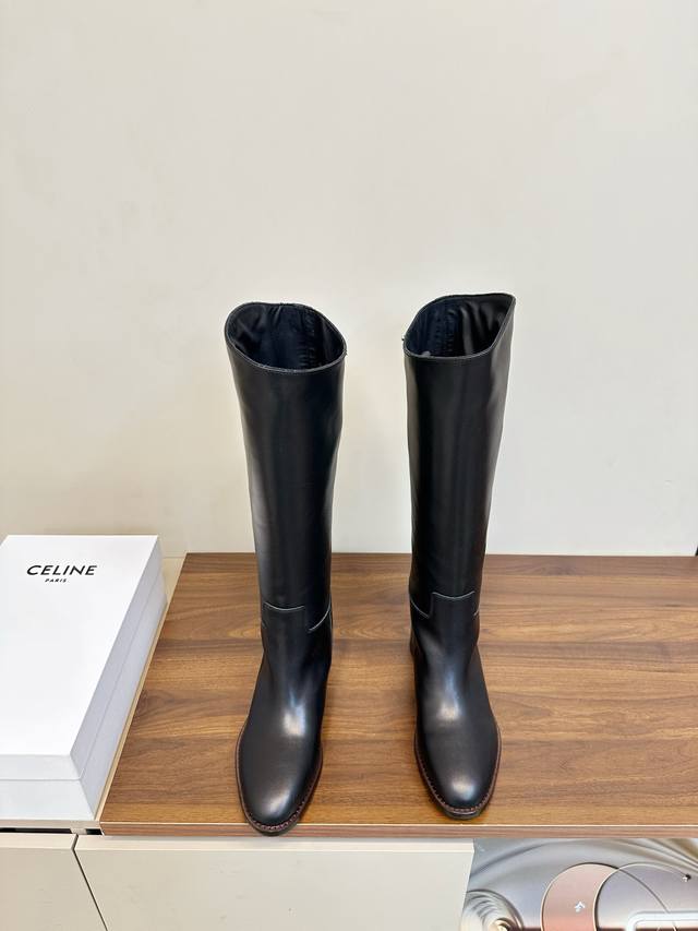 Celine 25p Arc de Triomphe Rider Boots Celine Arc de Triomphe Rider Boots, made