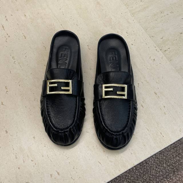 Factory price Fendi 2026 Early Spring New Jelly Color Slip-on Beach Slippers, Fe