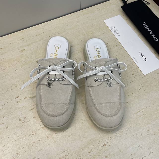 Factory price Chanel 2025 Early Autumn Runway New Punk Style Flat Lace-up Women'