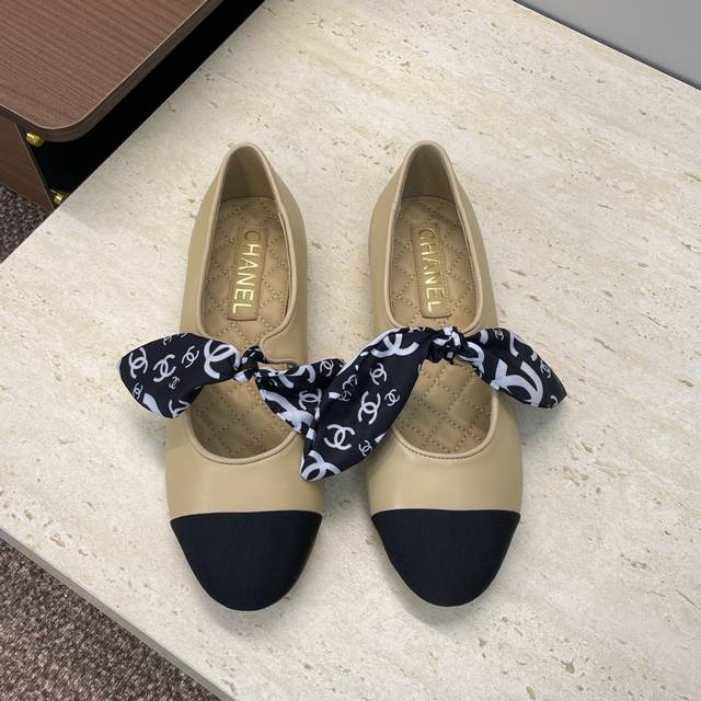 Factory price Chanel 2026 Early Spring Runway New Flat Loafers Women's Shoes wit