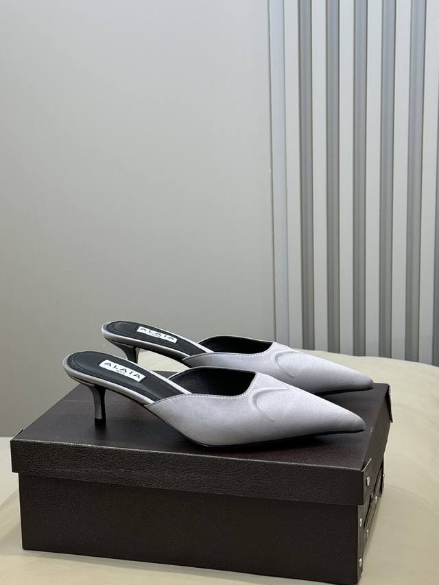 Alaia 26Ss Early Spring New Pointed-Toe High Heels You'll Love Just Wearing Them
