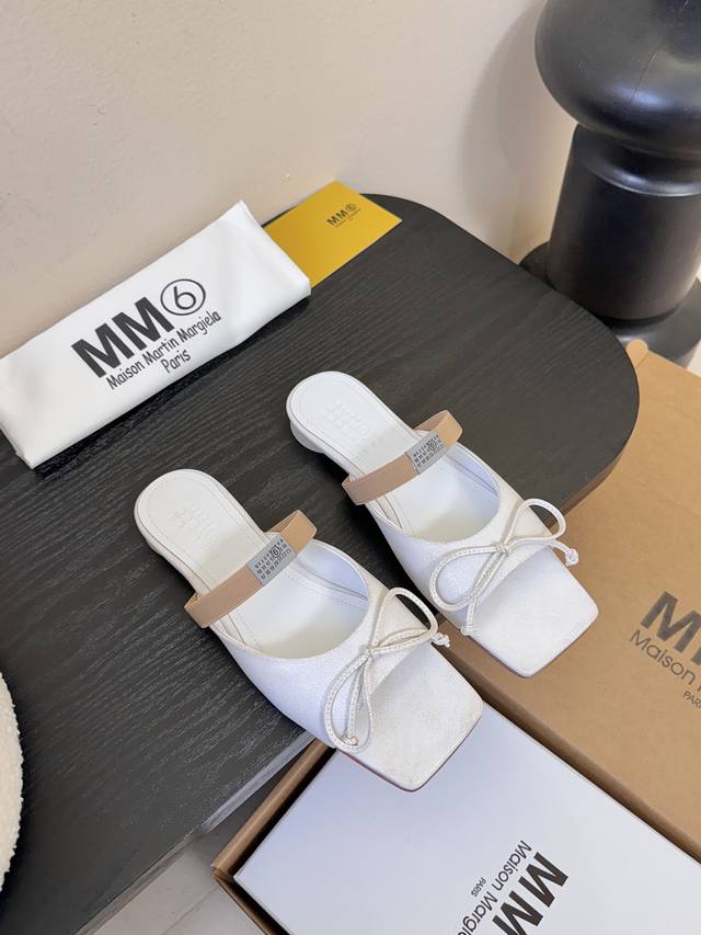 2025Maison Margie*Magie split-toe chunky heel flat retro Mary Jane doll head app