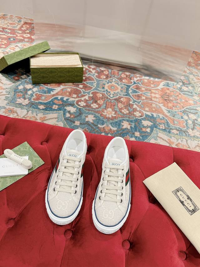 Women's p Men's p Newly upgraded Arrival Gucc* Tennis 1977 Classic Series Canva