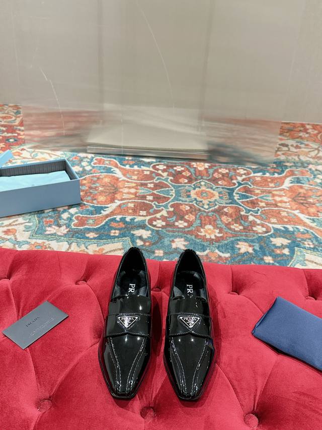 Prada Top-Tier Version. These Prada loafers are perfect for important occasions