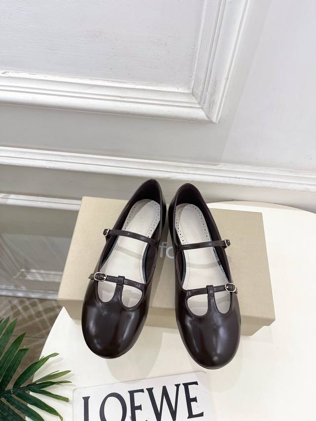 Unfolio Spring/Summer 2026 New Retro Round Toe Mary Jane Flats As one of the mos
