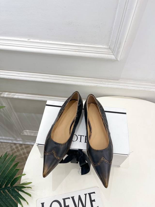 Cotem Spring/Summer New Arrival Tarelka Filigree Brogue Pointed Toe Shoes As one