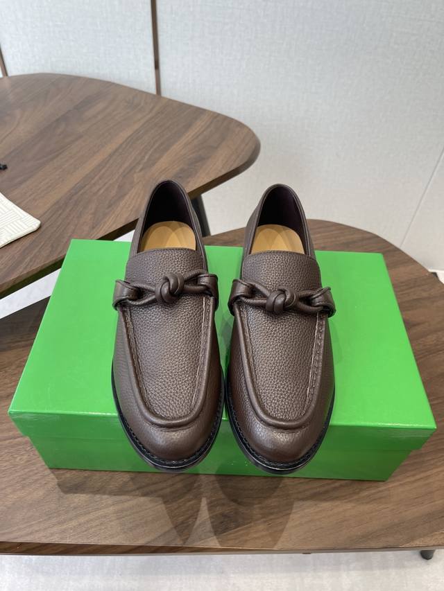 Bottega Venet A25 Early Autumn Metallic Knot Loafers These new early autumn 25 l
