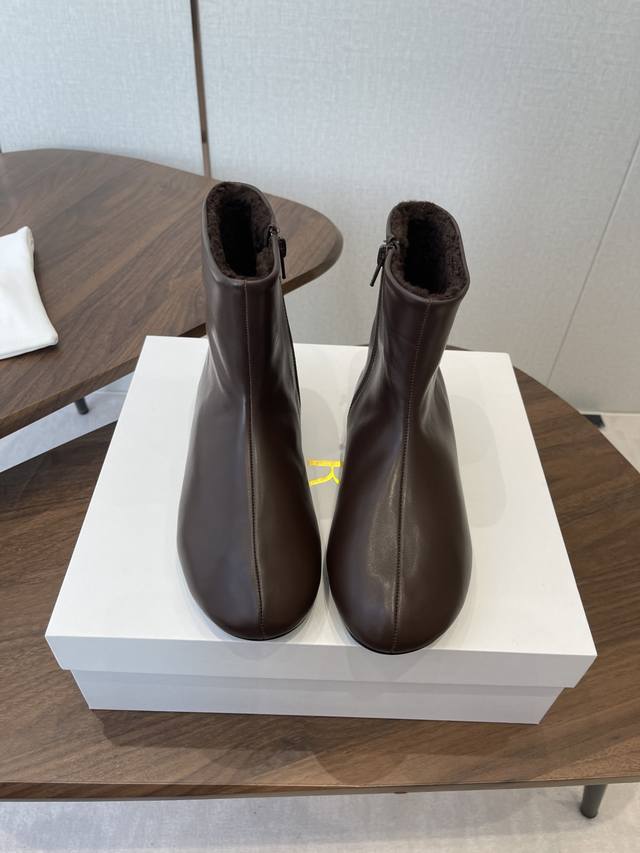 Dongguan-made The Row 25Ss Autumn/Winter New Minimalist Flat Leather Ankle Boot