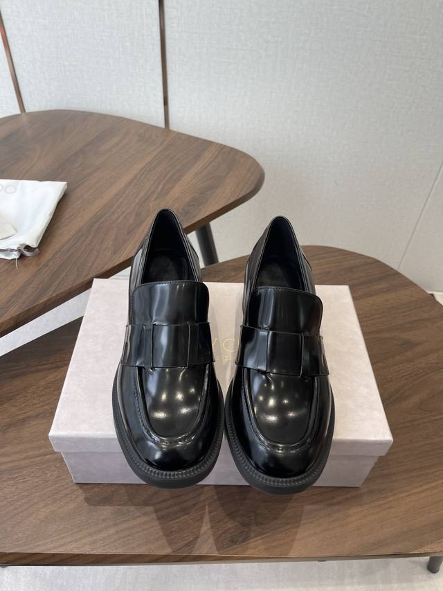 New Jimmychoo platform loafers from Dongguan. These loafers are made entirely b