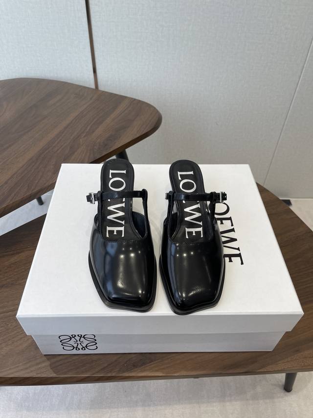 Loewe 26Ss Summer Slippers Truly air-conditioned shoes, with a subtly alluring l