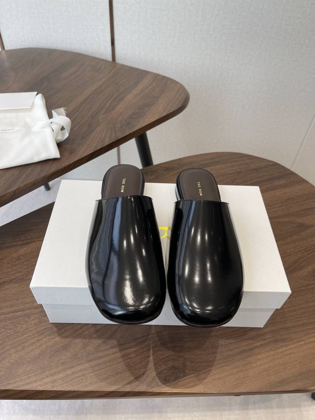 Dongguan-made The Row new Roman mule slippers. I fell in love with these shoes