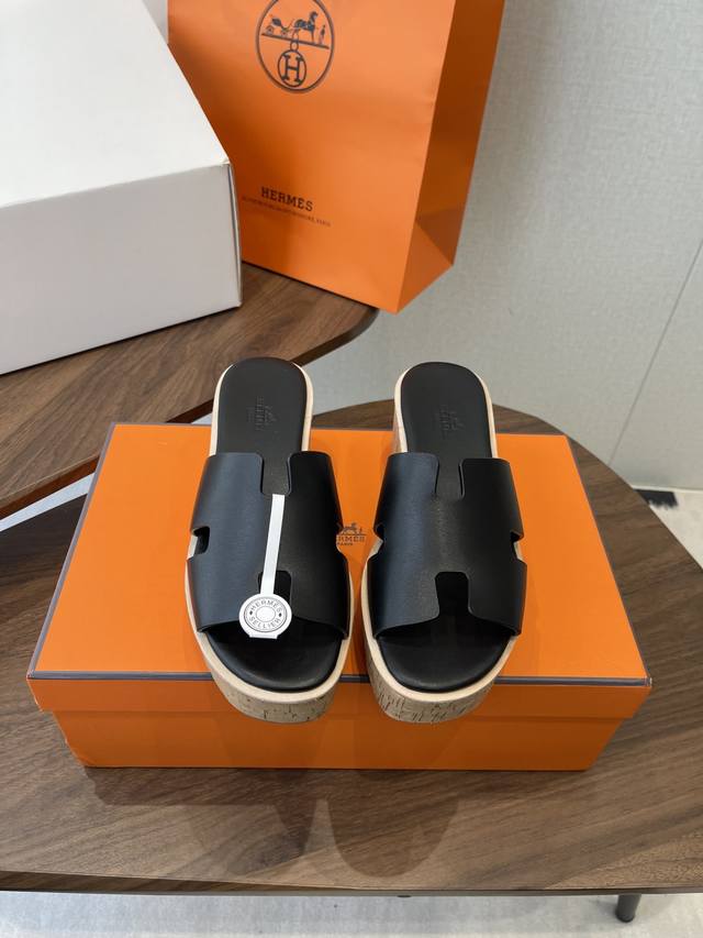 Comes with original box. Hermes Luce 30 platform sandals, classic "H" shaped up