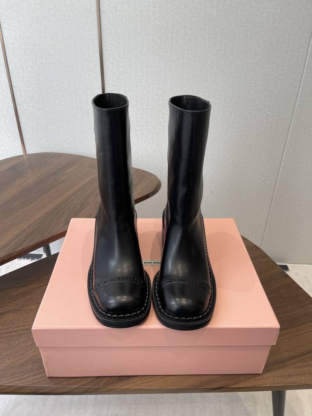Ankle Boots p High Boots This year's boots arrived a bit early. Miu Miu has bee
