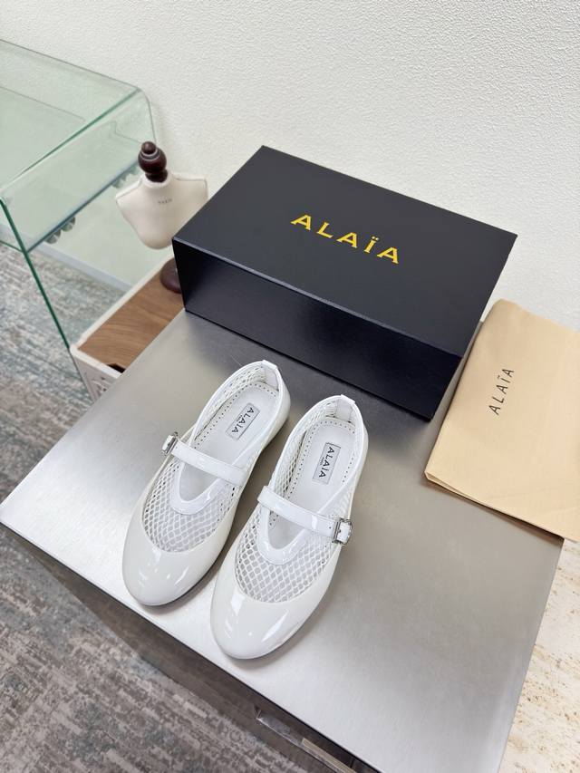 Two-way Alaia Mary Jane Mesh Shoes Rainy days are no problem Flat shoes Alaia F