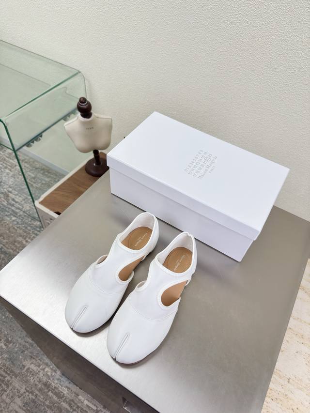 Early Spring Flat Split-Toe Shoes with Elastic Technical Fabric Flat 1cm White L