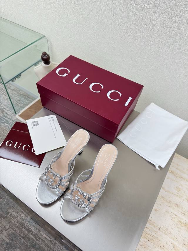 Double G Diamond Buckle Mid-Heel Classic Strappy Slippers Gucci Double G Logo C