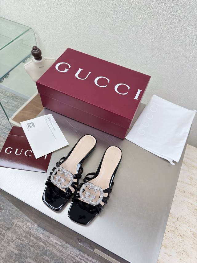 Double G Rhinestone Buckle Flat Classic Strappy Slippers Gucci Double G Logo Cl