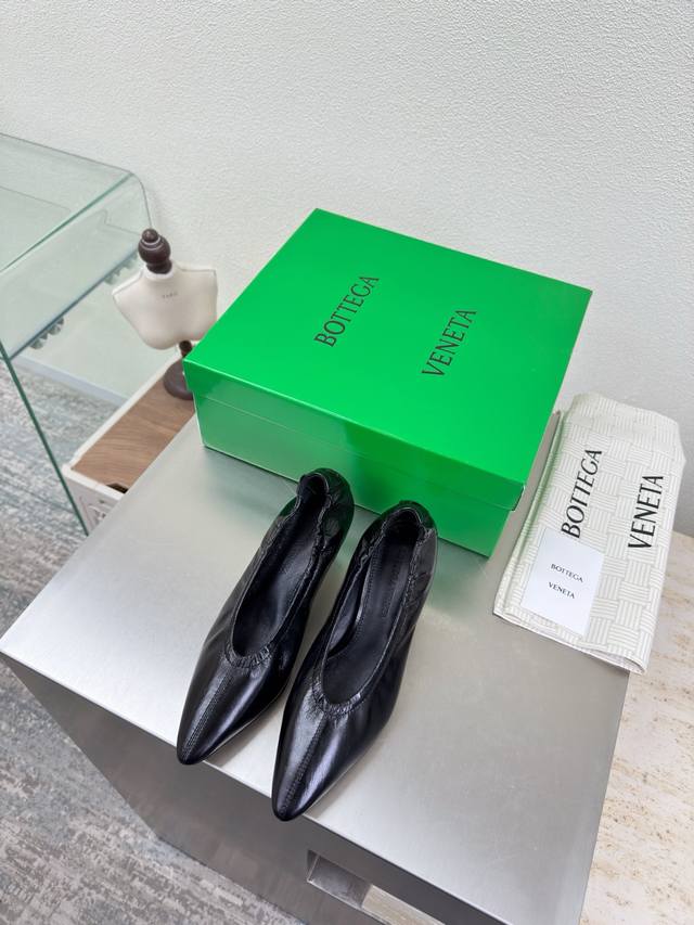 Bv Women's Sofia Ballet Flats Leather Ballet Flats High-quality version in black