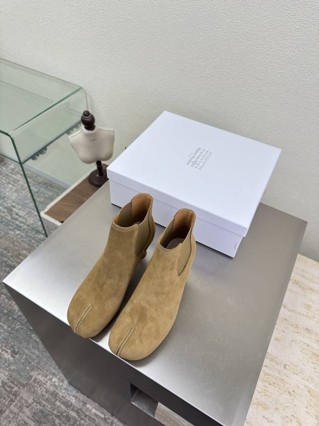 Wine glass heel split-toe elastic slip-on boots, latest small 6 apricot cow sue