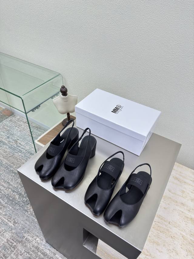 Apple head fish mouth elastic logo Mary Jane latest little 6 mid heel 7Cm flat