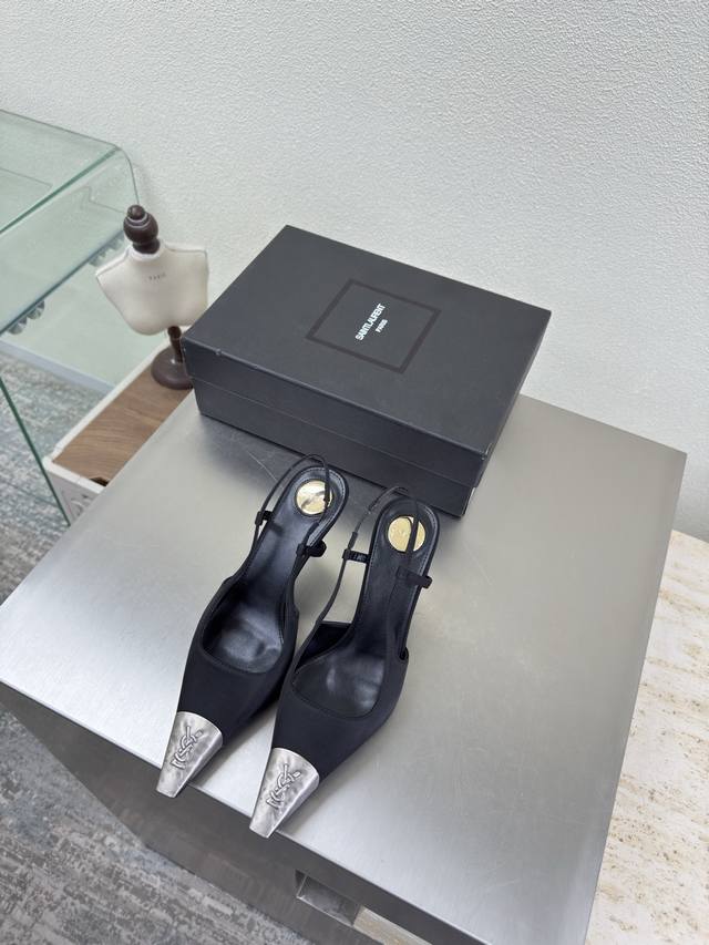 Antique Silver Series Metal Toe YSL 8Cm Heel Heel Yvette Saint Laurent Logo Exq