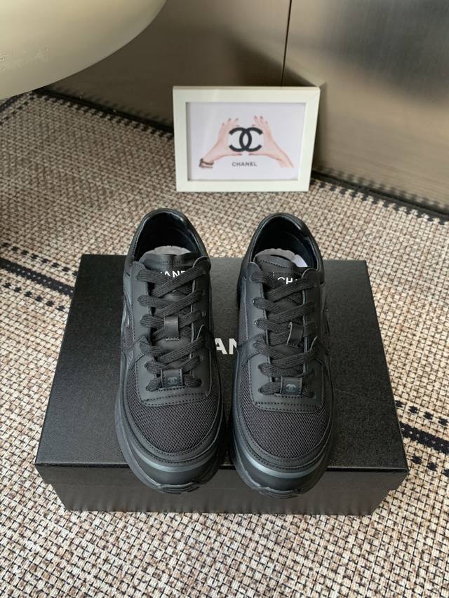 Chanel 26Ss Latest Casual Sneakers Made with a combination of leather and mesh,