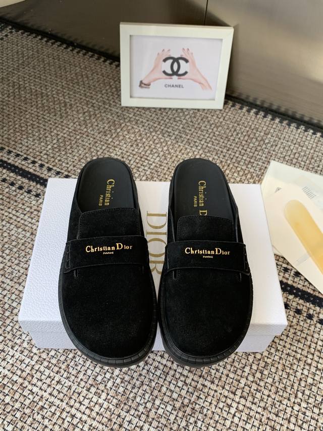 Dior 2026 Spring/Summer Latest Runway Slippers - Super Popular with Celebrities