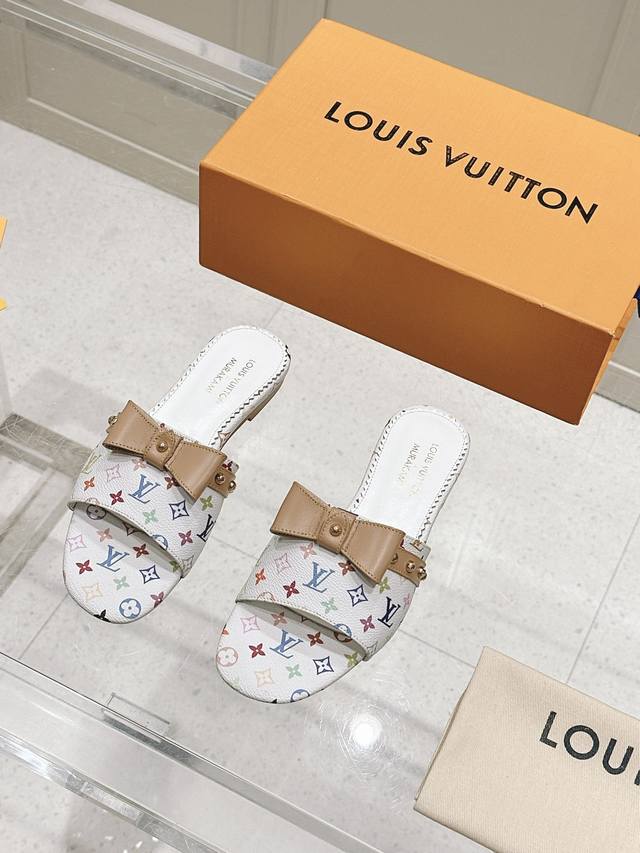 Women's Lv X Tm Louis Vuitton X Takashi Murakami Collaboration 6Am Series White