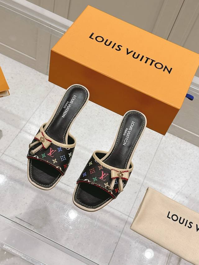 Women's Lv X Tm Louis Vuitton X Takashi Murakami Co-Branded 6Am Series White Tri