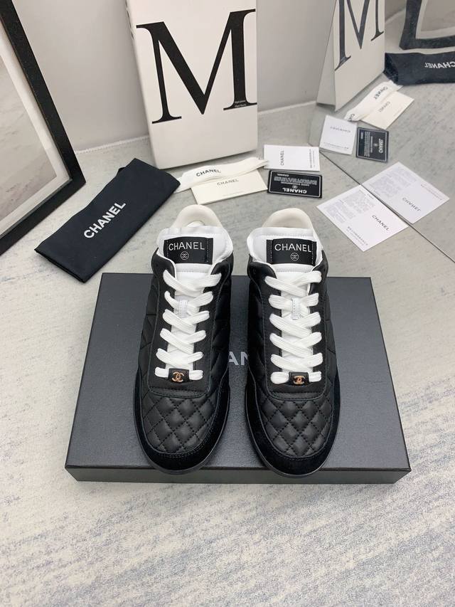 P Direct Sales Women's Shoes, Women's Apparel, Spring/Summer High-End Chanel Top
