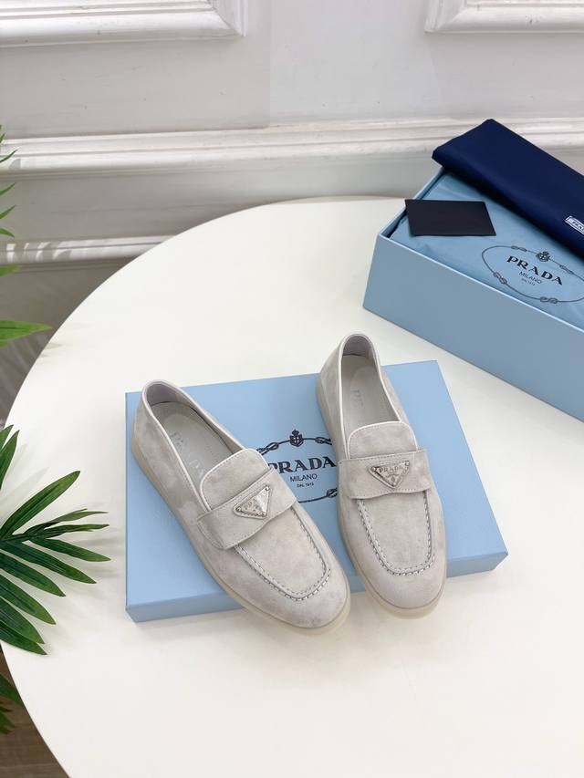 Women's Men's Prada 24 Runway Collection Triangle Buckle Loafer Series Upper: Or